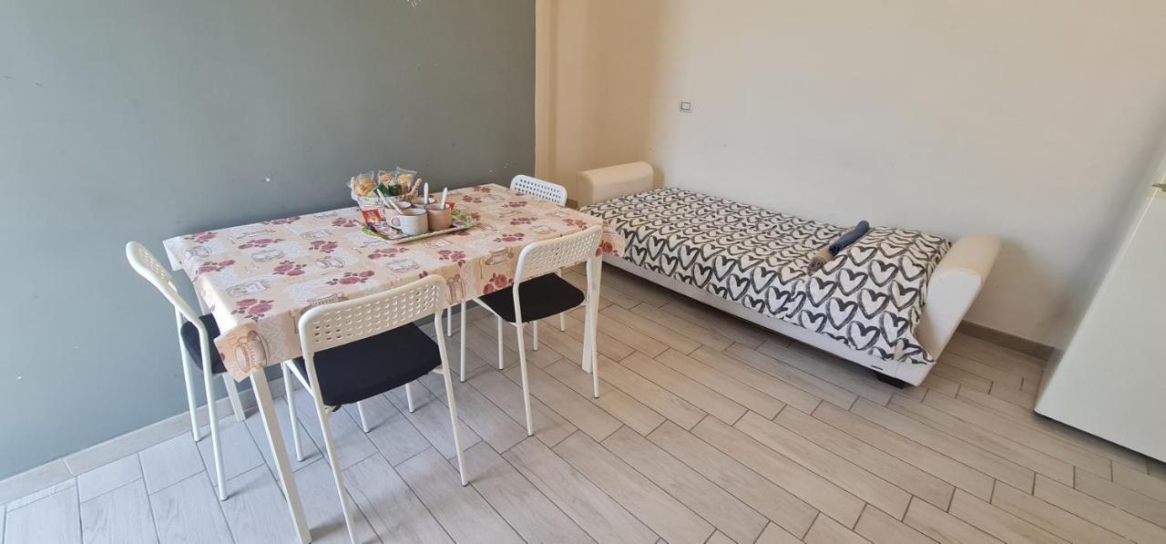Appartamento Con Giardino Roma Exterior foto